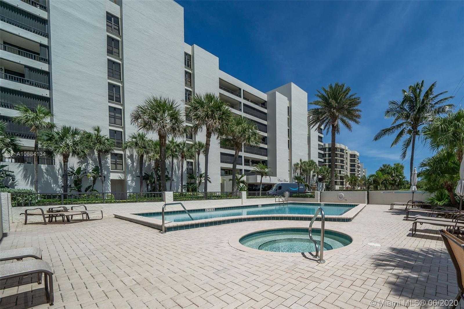 Small Image of 19900 BEACH RD #803, Jupiter Number 59