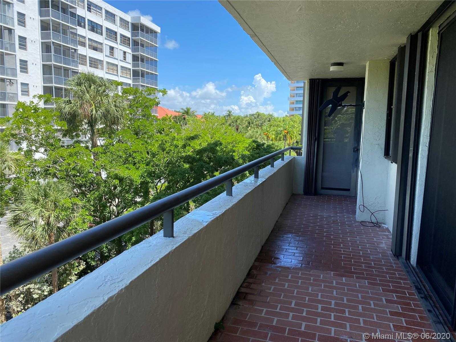 Small Image of 170 OCEAN LANE DR #401, Key Biscayne Number 16