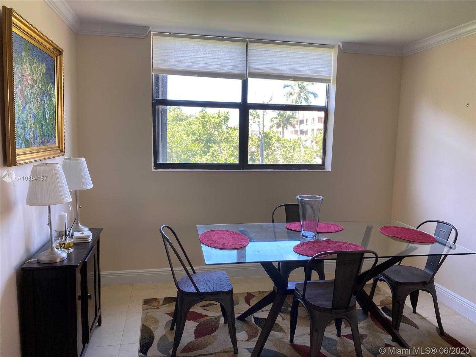 Small Image of 170 OCEAN LANE DR #401, Key Biscayne Number 4