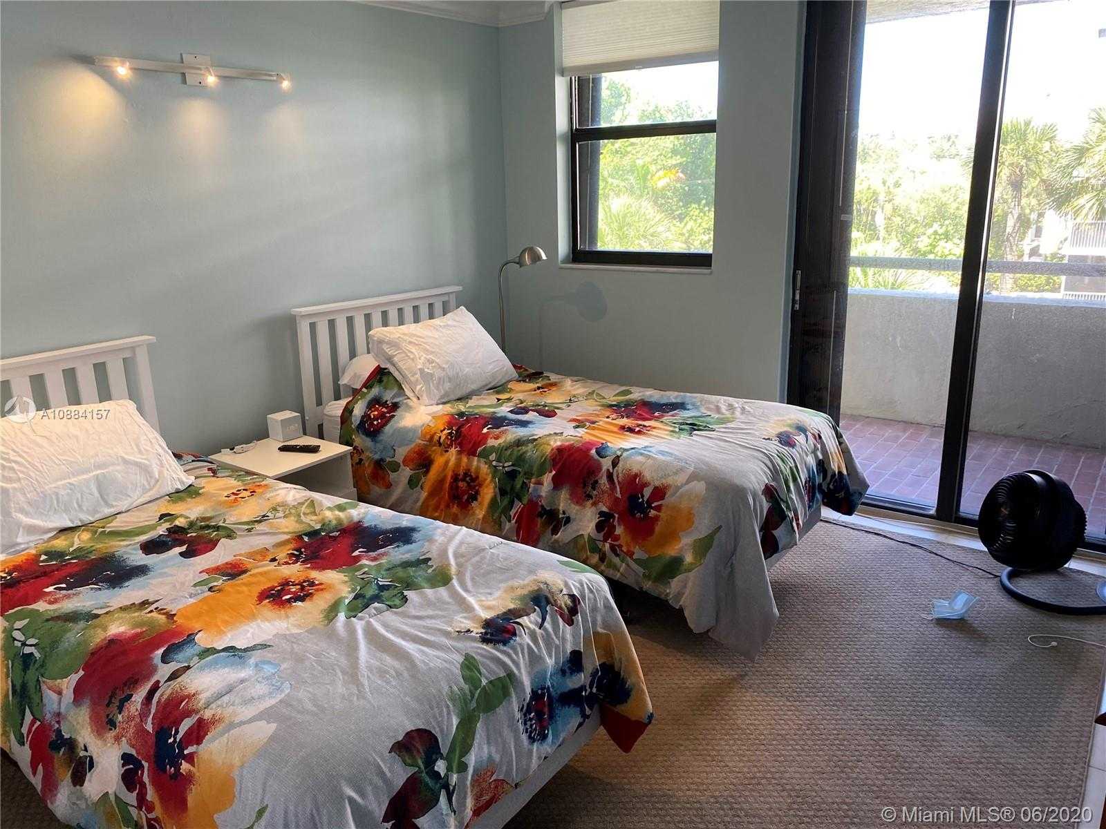 Small Image of 170 OCEAN LANE DR #401, Key Biscayne Number 8