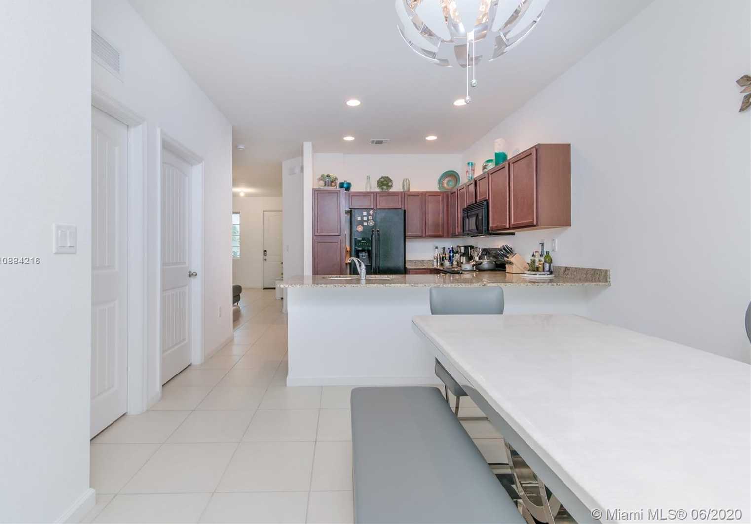 Small Image of 1408 NORTH WEST 214TH TER, Miami Gardens Number 11