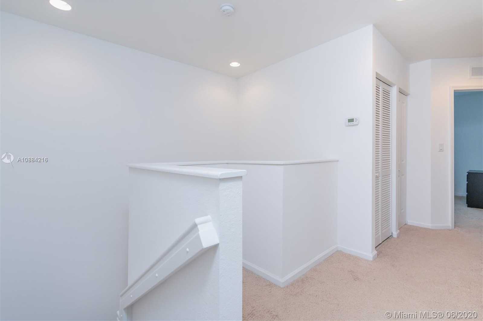 Small Image of 1408 NORTH WEST 214TH TER, Miami Gardens Number 13