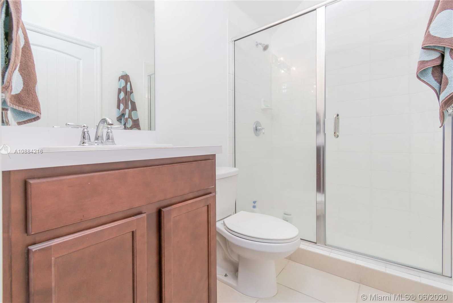 Small Image of 1408 NORTH WEST 214TH TER, Miami Gardens Number 18