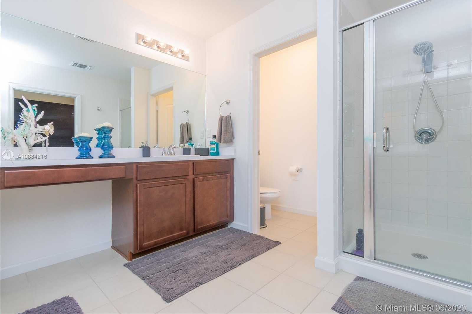Small Image of 1408 NORTH WEST 214TH TER, Miami Gardens Number 23