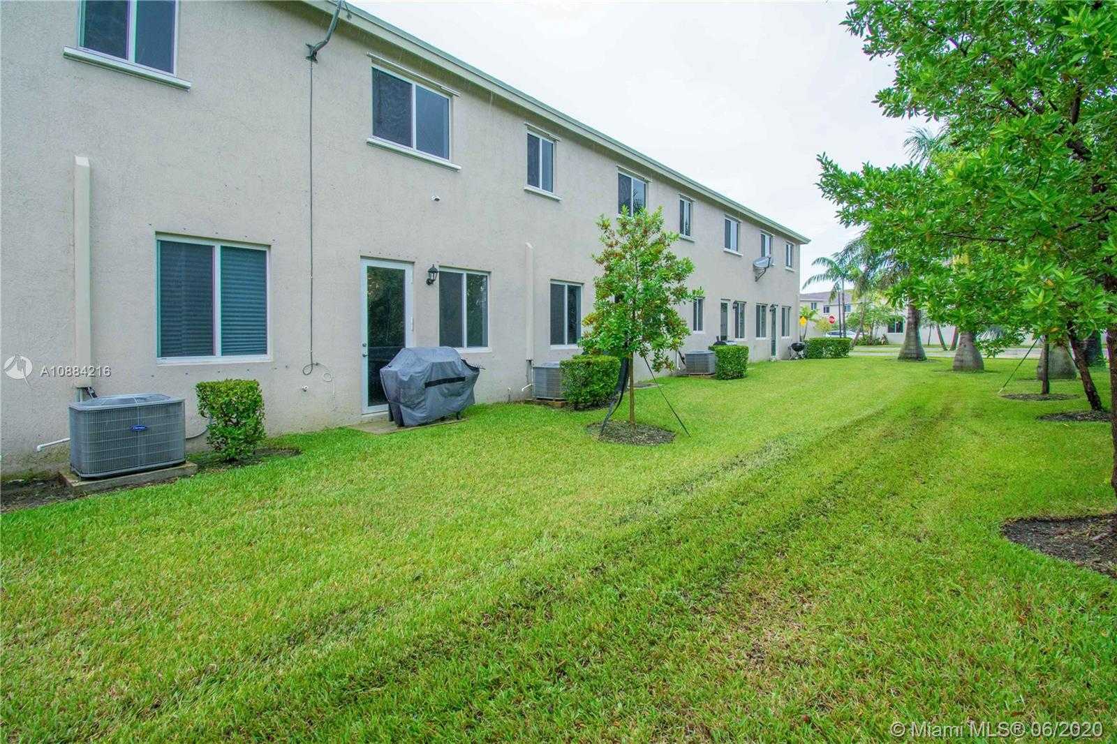 Small Image of 1408 NORTH WEST 214TH TER, Miami Gardens Number 29