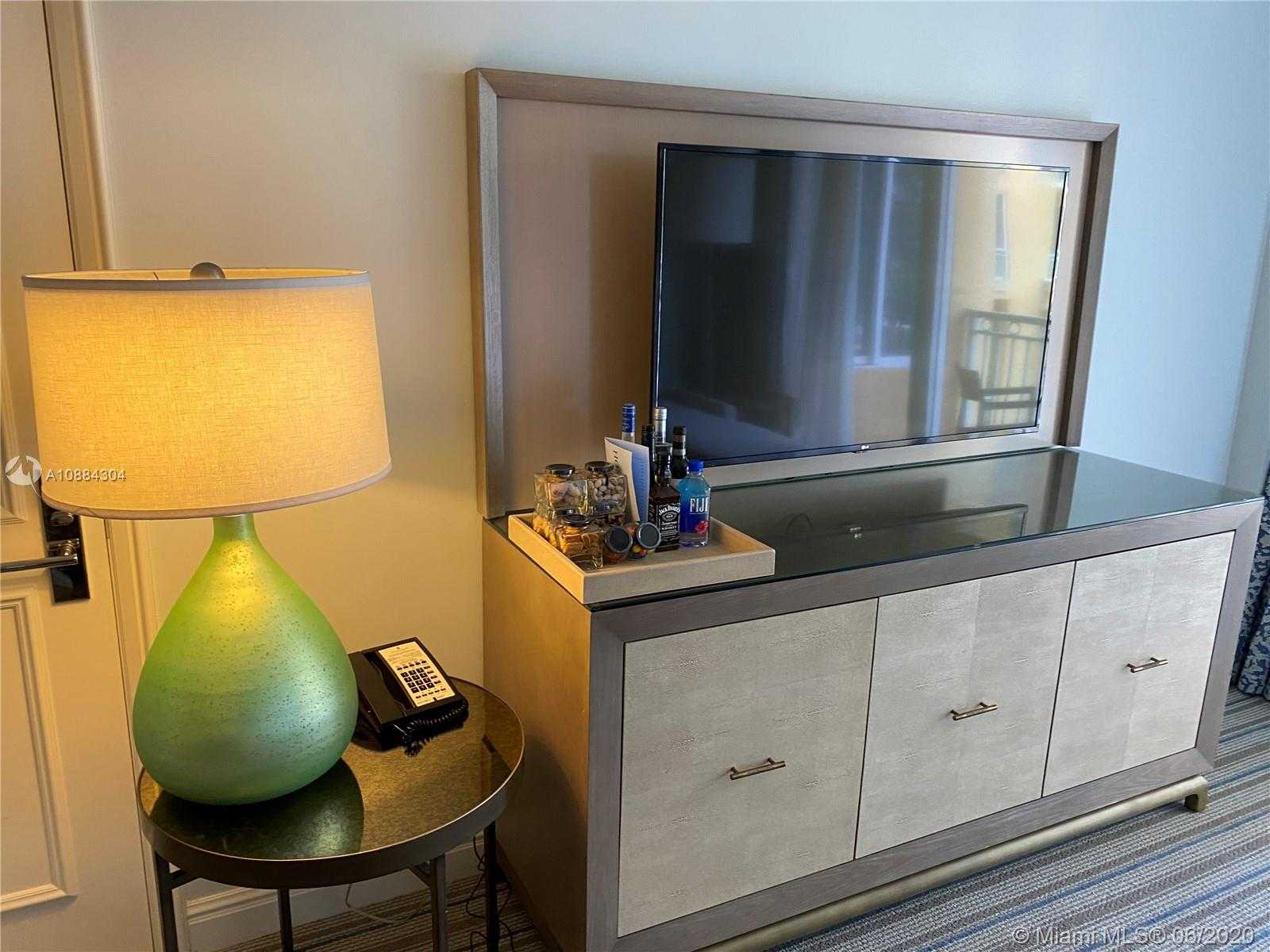 Small Image of 455 GRAND BAY DR #303, Key Biscayne Number 12