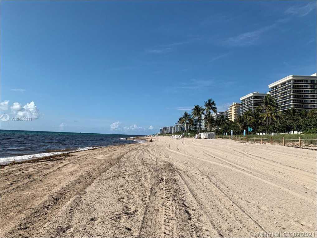Small Image of 9601 COLLINS AVE #703, Miami Number 17