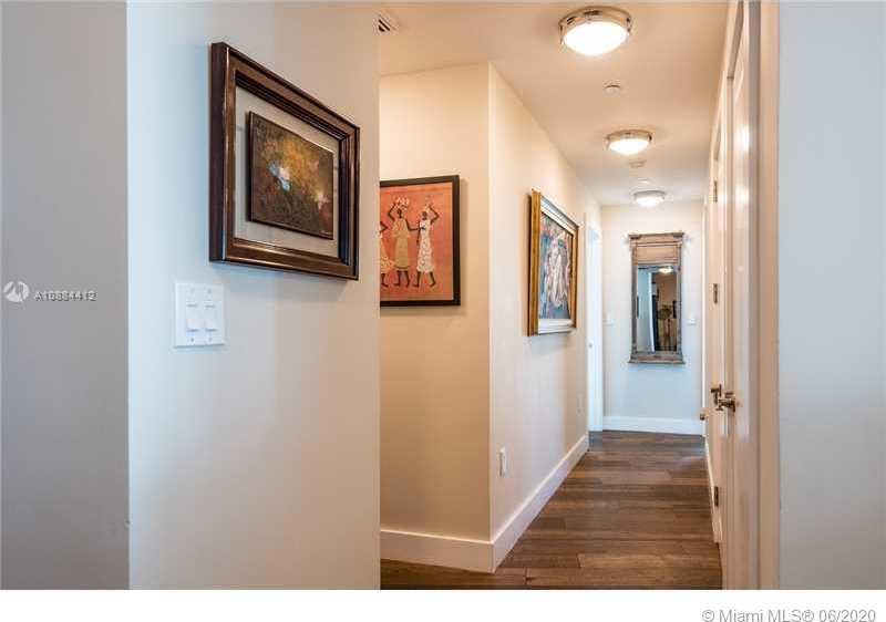 Small Image of 900 BISCAYNE BLVD #3506, Miami Number 7