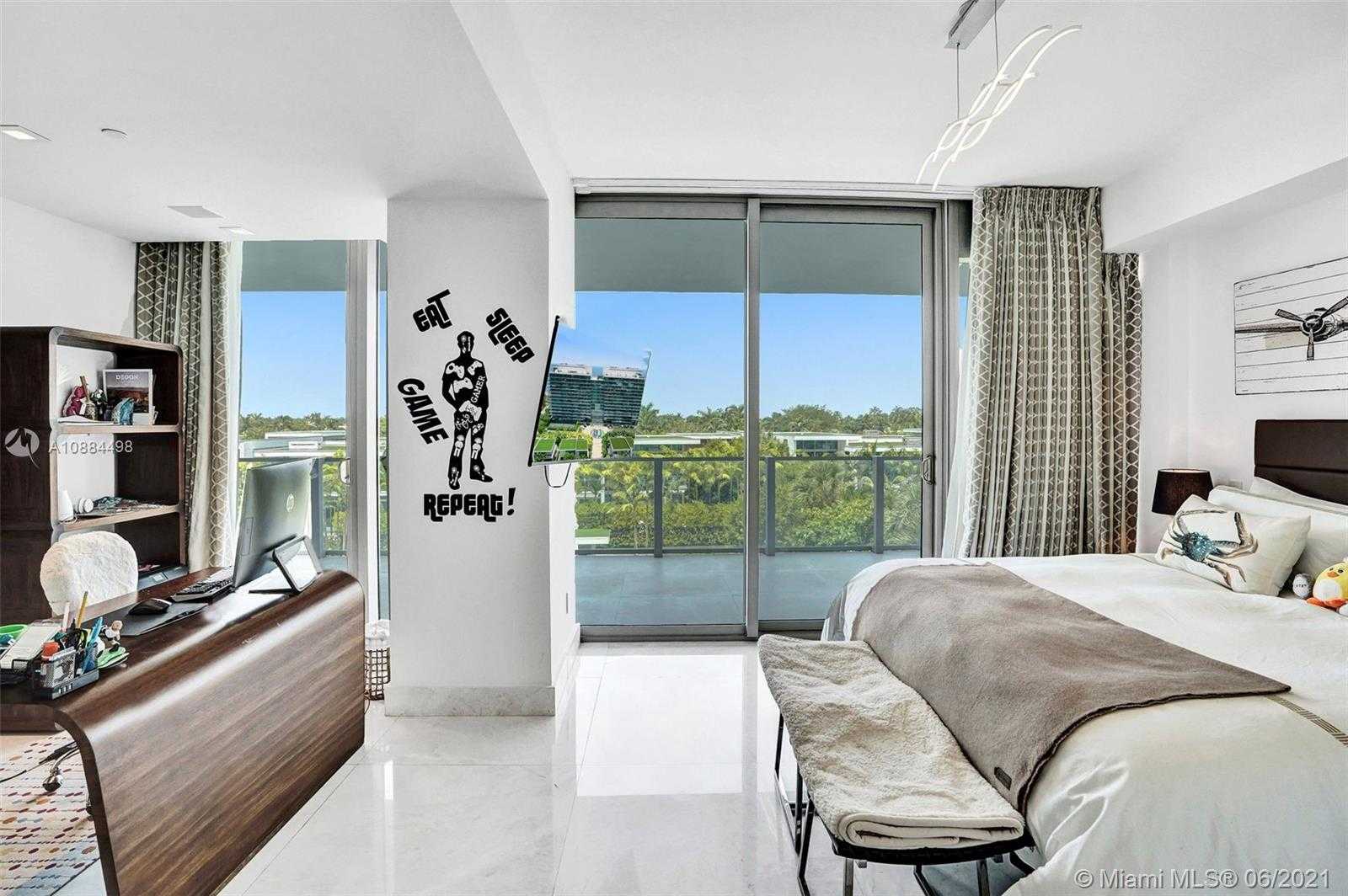 Small Image of 350 OCEAN DR #401N, Key Biscayne Number 30