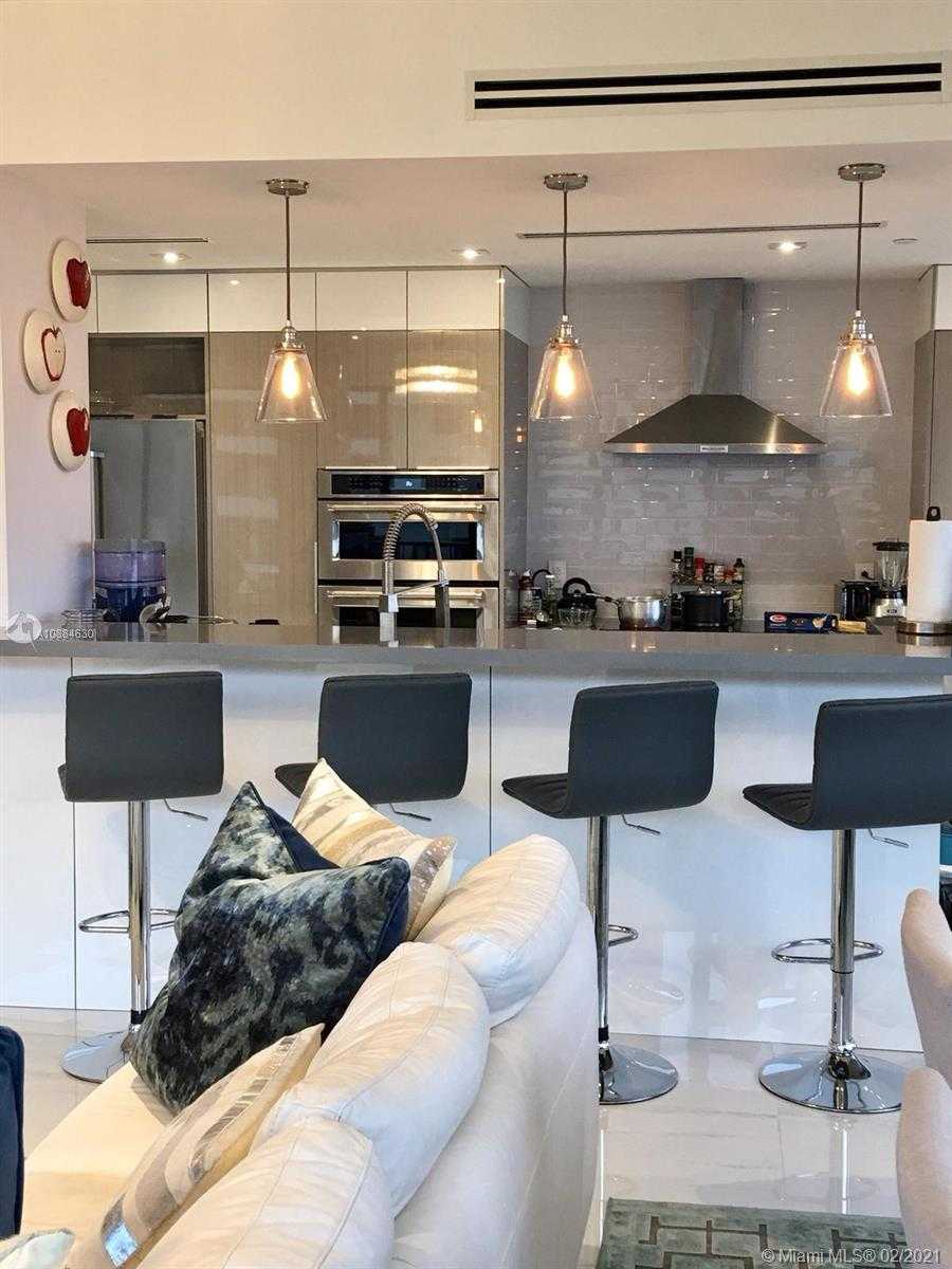 Small Image of 201 CRANDON BLVD #900, Key Biscayne Number 10