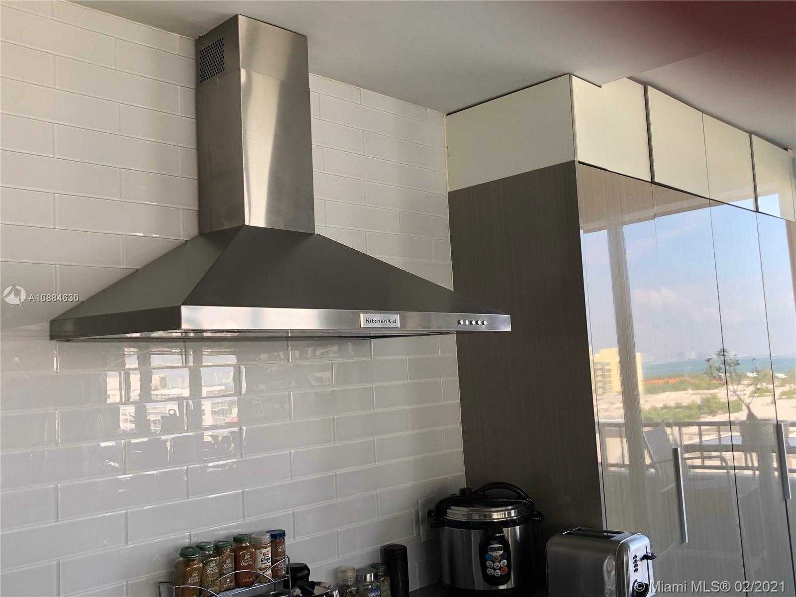Small Image of 201 CRANDON BLVD #900, Key Biscayne Number 11