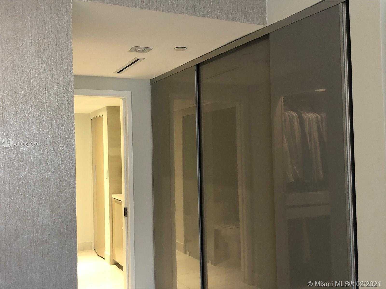 Small Image of 201 CRANDON BLVD #900, Key Biscayne Number 21