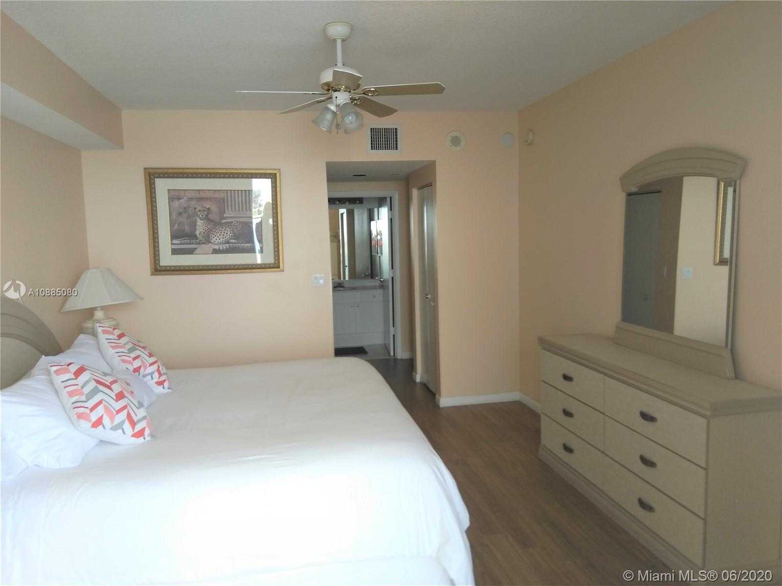 Small Image of 17050 NORTH BAY RD #502, Sunny Isles Beach Number 5