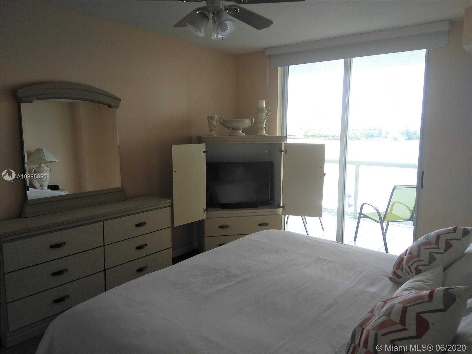 Small Image of 17050 NORTH BAY RD #502, Sunny Isles Beach Number 6
