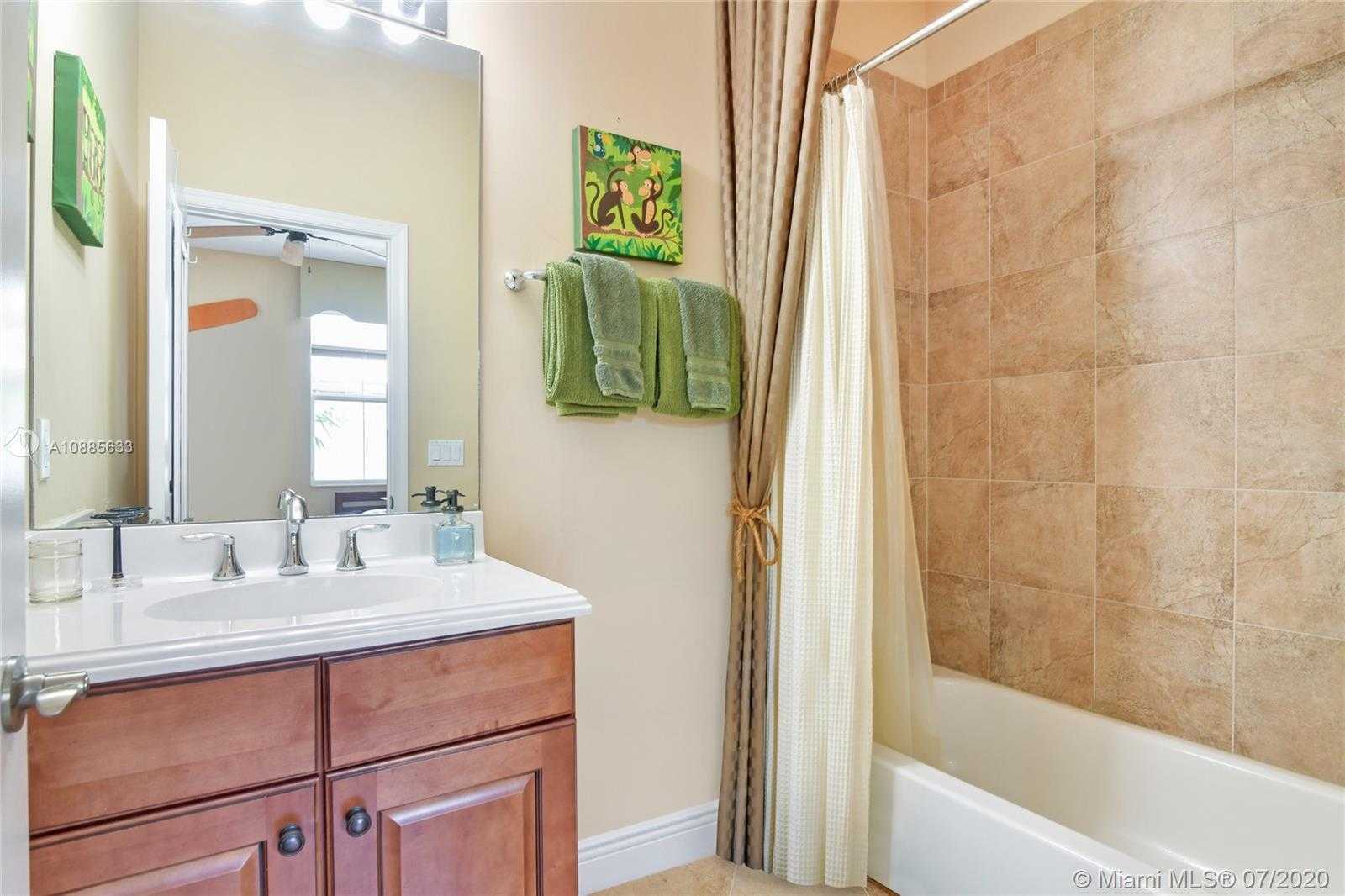 Small Image of 4003 CASCADA CIR #4003, Cooper City Number 11
