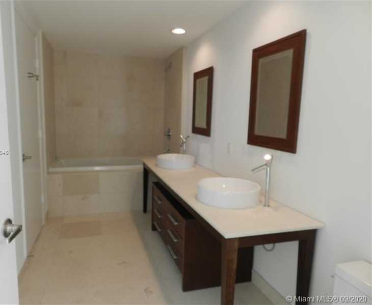 Small Image of 475 BRICKELL AVE #4011, Miami Number 8