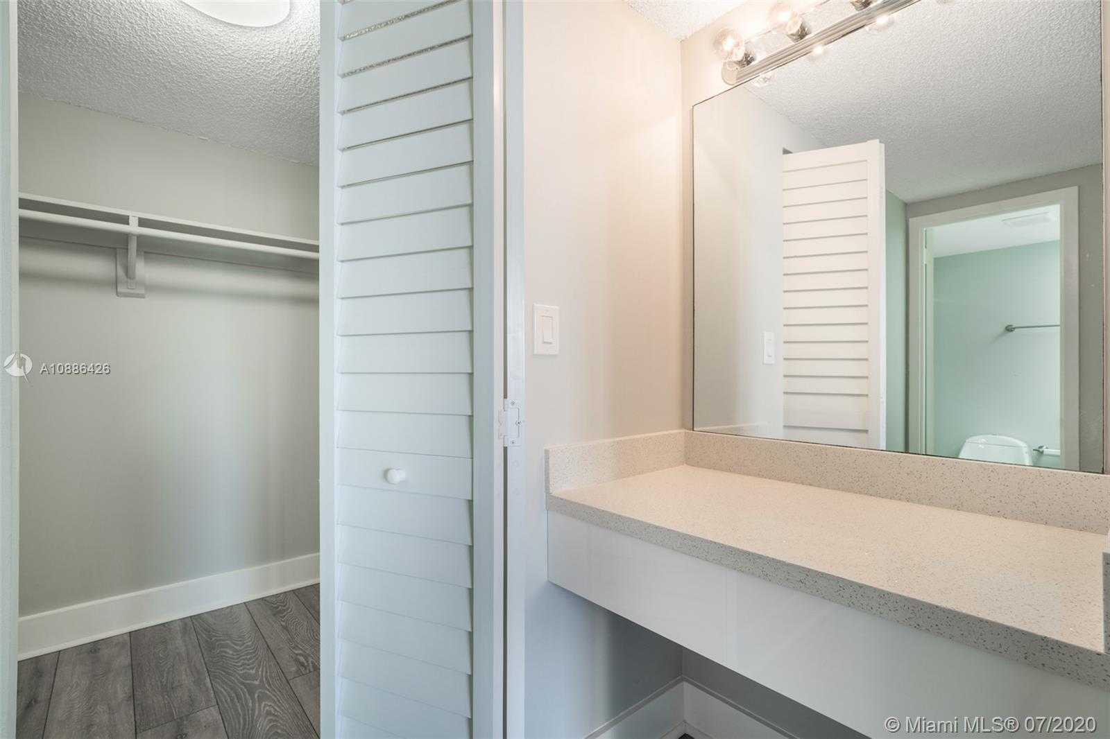 Small Image of 251 174TH ST #816, Sunny Isles Beach Number 15