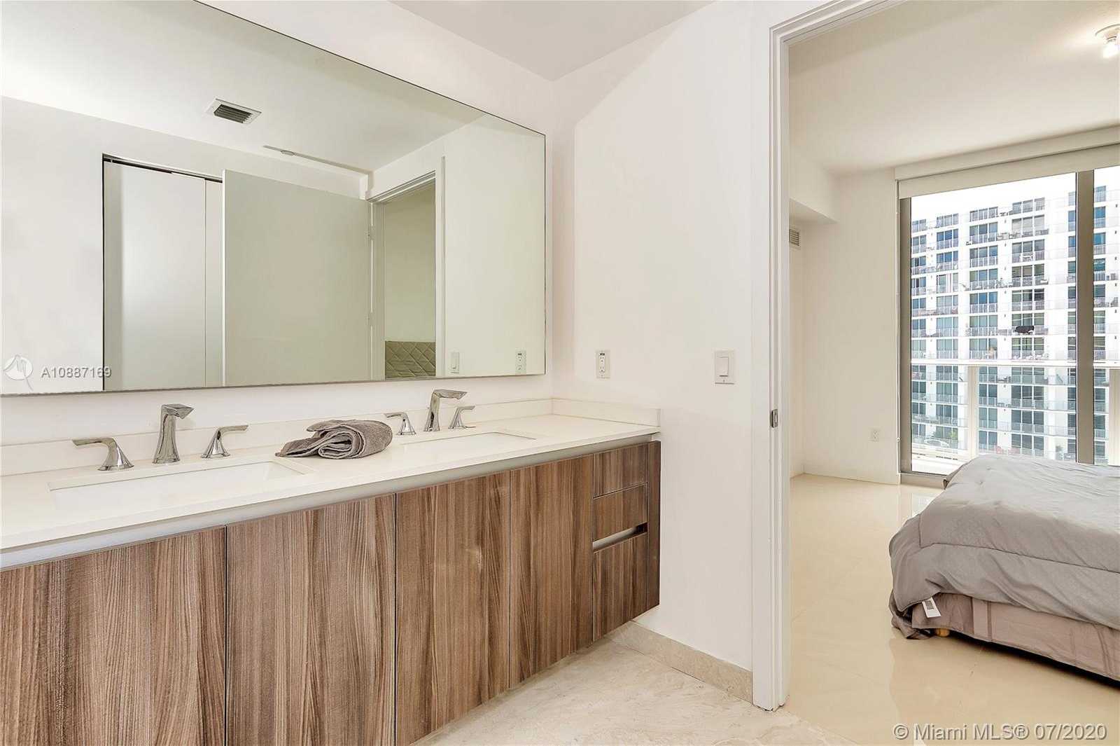 Small Image of 488 NORTH EAST 18TH ST #4604, Miami Number 9