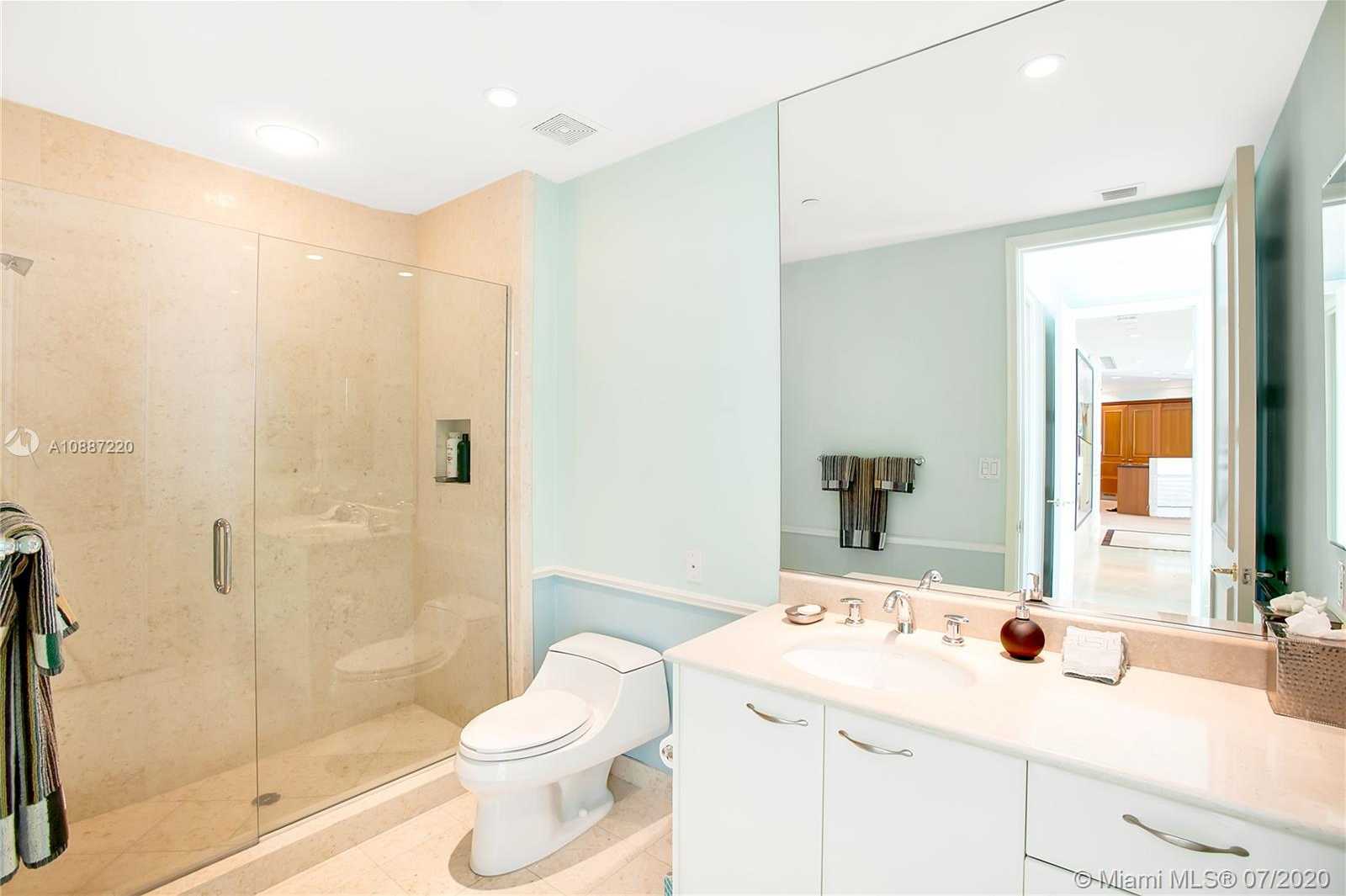 Small Image of 20155 NORTH EAST 38TH CT #2005, Aventura Number 12