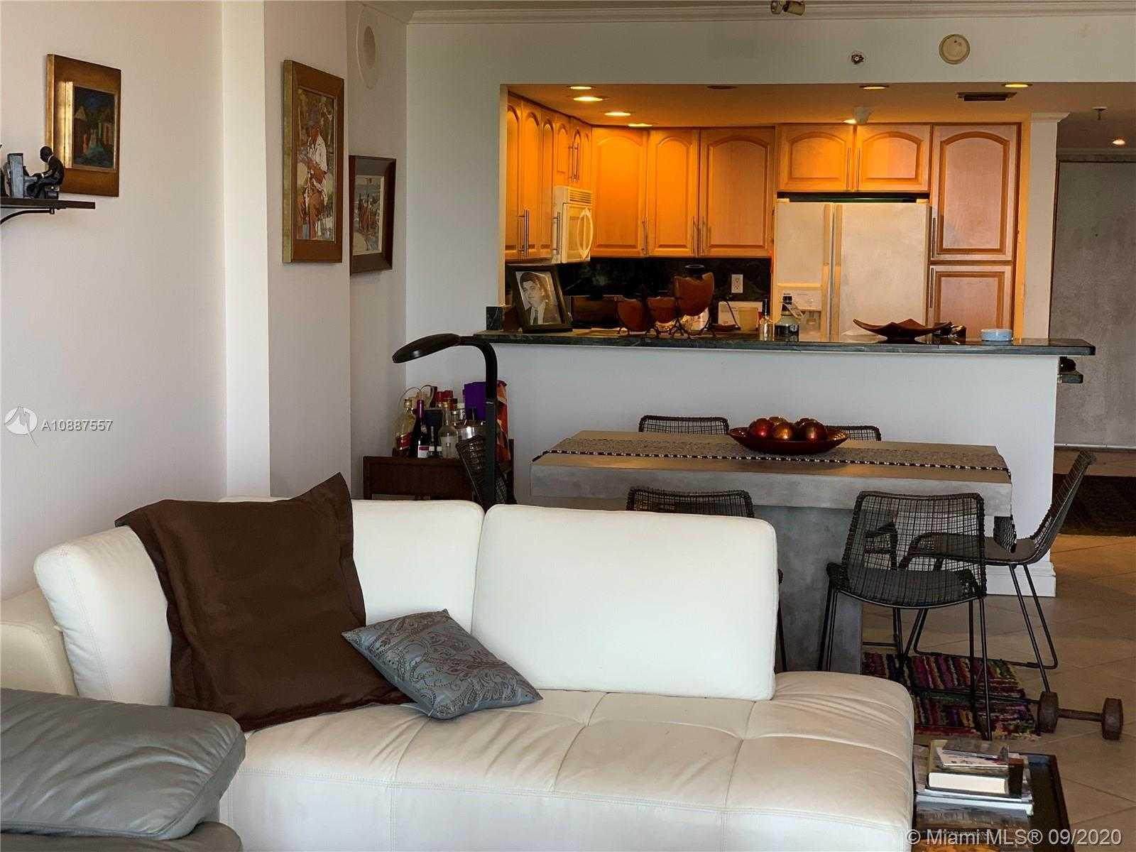 Small Image of 2625 COLLINS AV #1810, Miami Beach Number 10