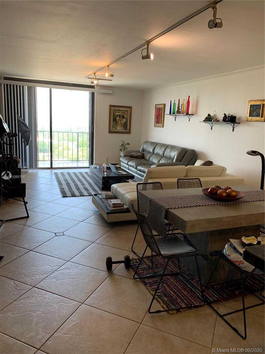 Small Image of 2625 COLLINS AV #1810, Miami Beach Number 9