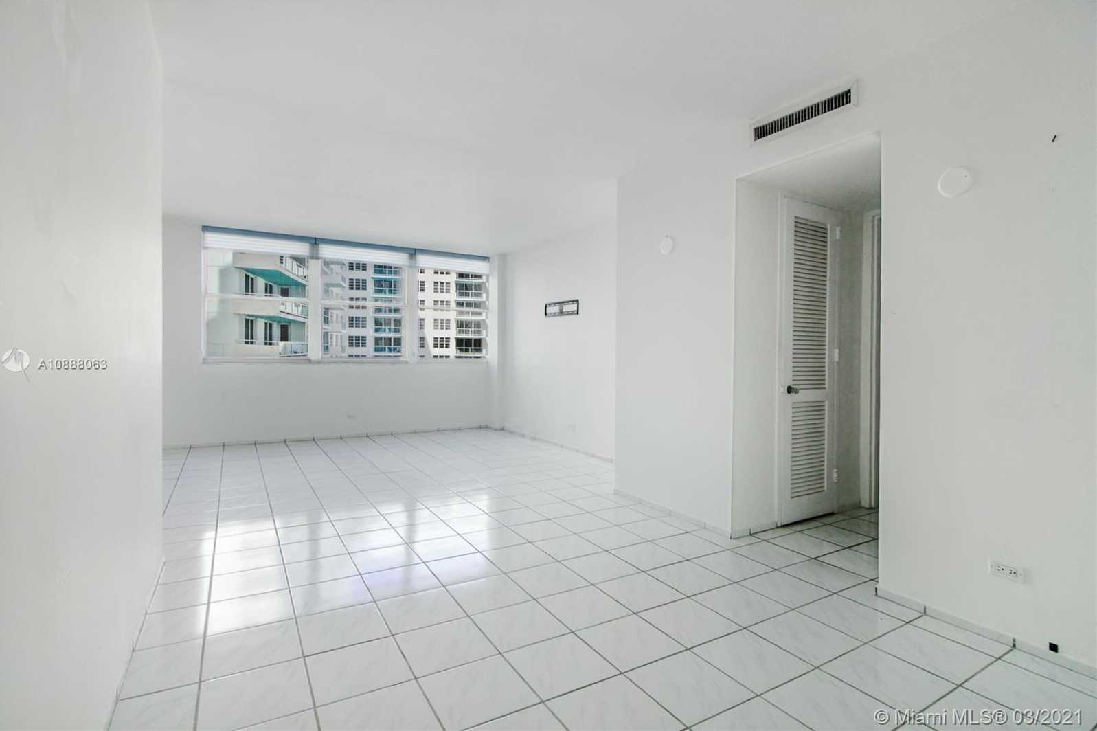 Small Image of 5055 COLLINS AVE #6A, Miami Beach Number 20
