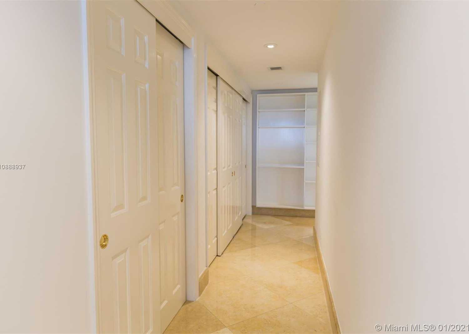 Small Image of 1643 BRICKELL AVE #1704, Miami Number 16