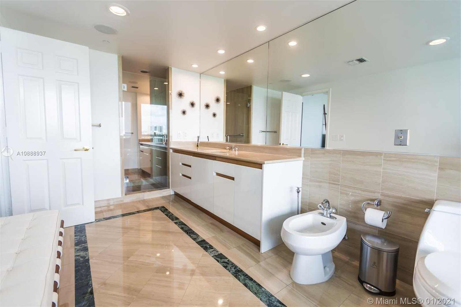 Small Image of 1643 BRICKELL AVE #1704, Miami Number 22