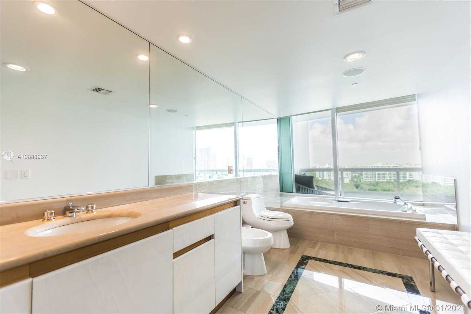 Small Image of 1643 BRICKELL AVE #1704, Miami Number 23
