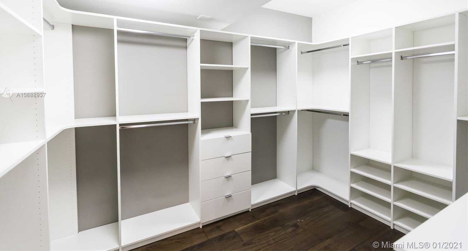 Small Image of 1643 BRICKELL AVE #1704, Miami Number 26