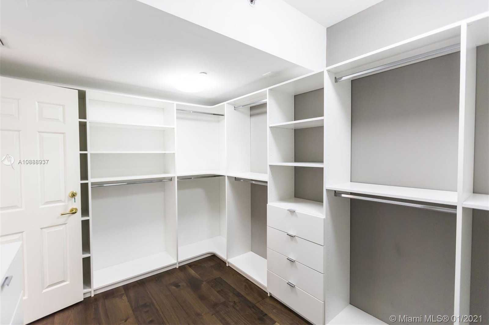 Small Image of 1643 BRICKELL AVE #1704, Miami Number 27
