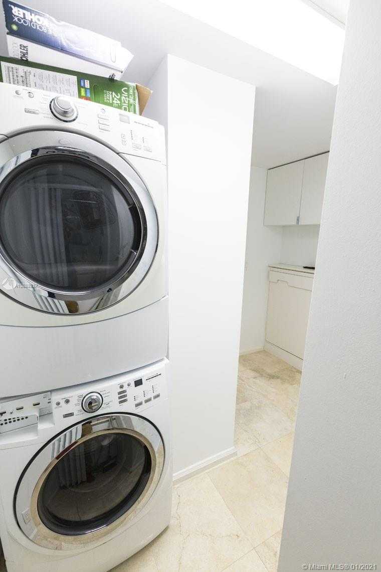 Small Image of 1643 BRICKELL AVE #1704, Miami Number 33