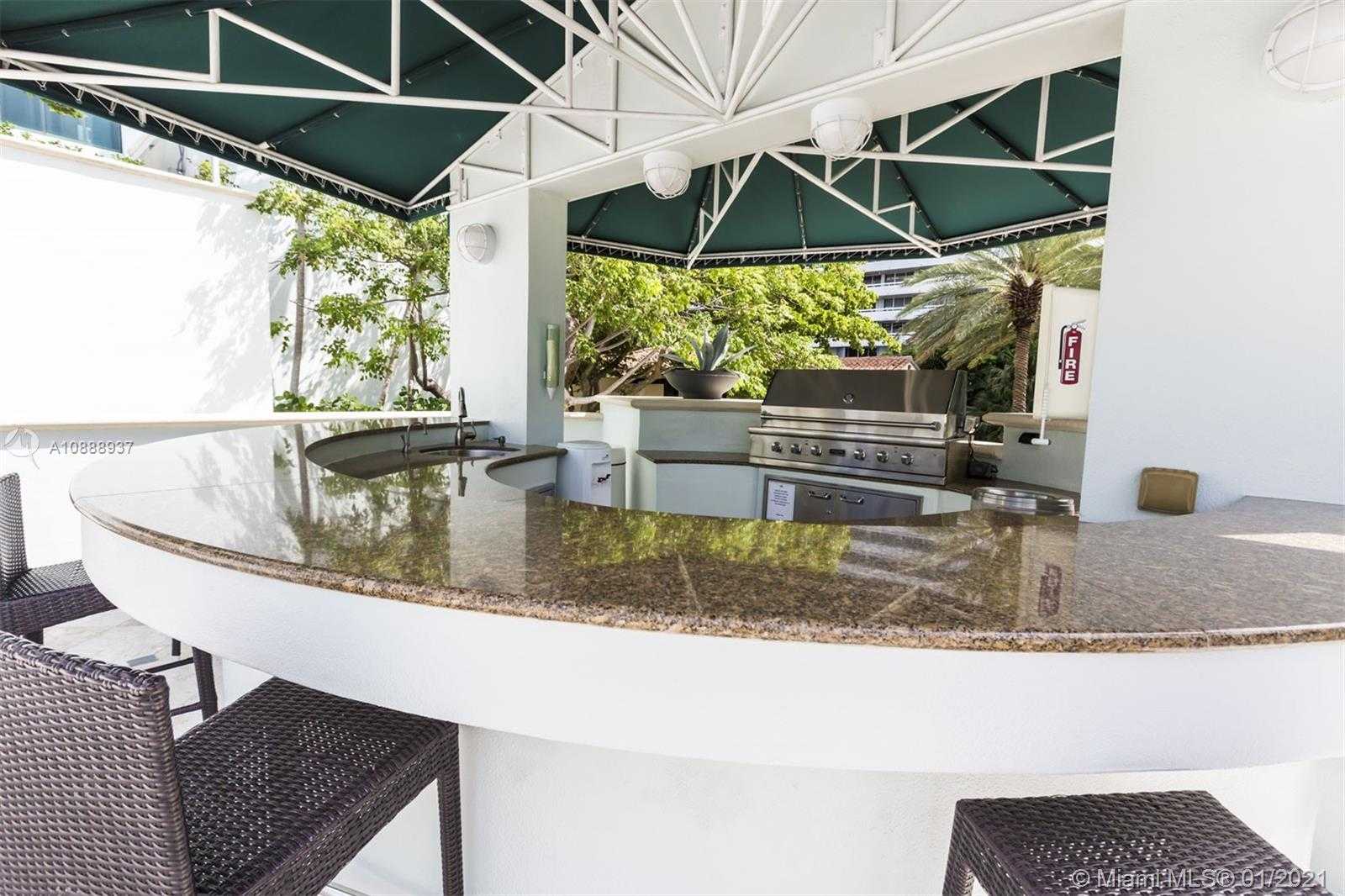 Small Image of 1643 BRICKELL AVE #1704, Miami Number 47