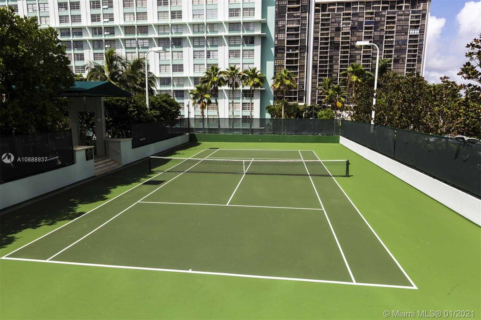 Small Image of 1643 BRICKELL AVE #1704, Miami Number 54