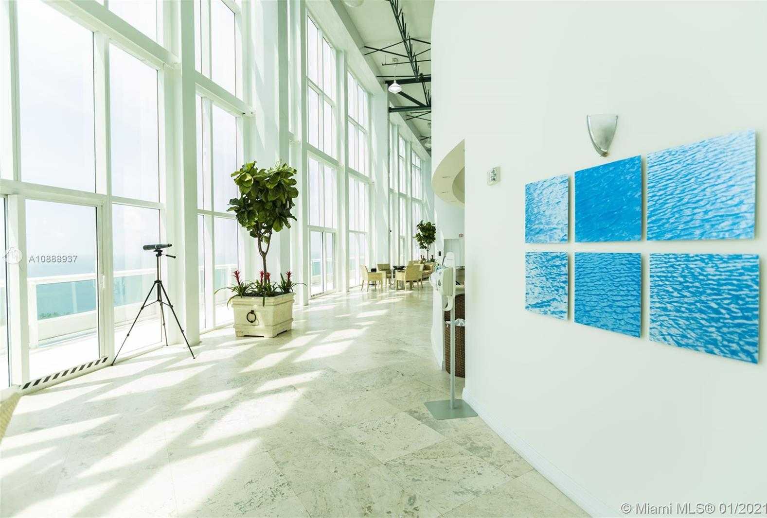 Small Image of 1643 BRICKELL AVE #1704, Miami Number 64