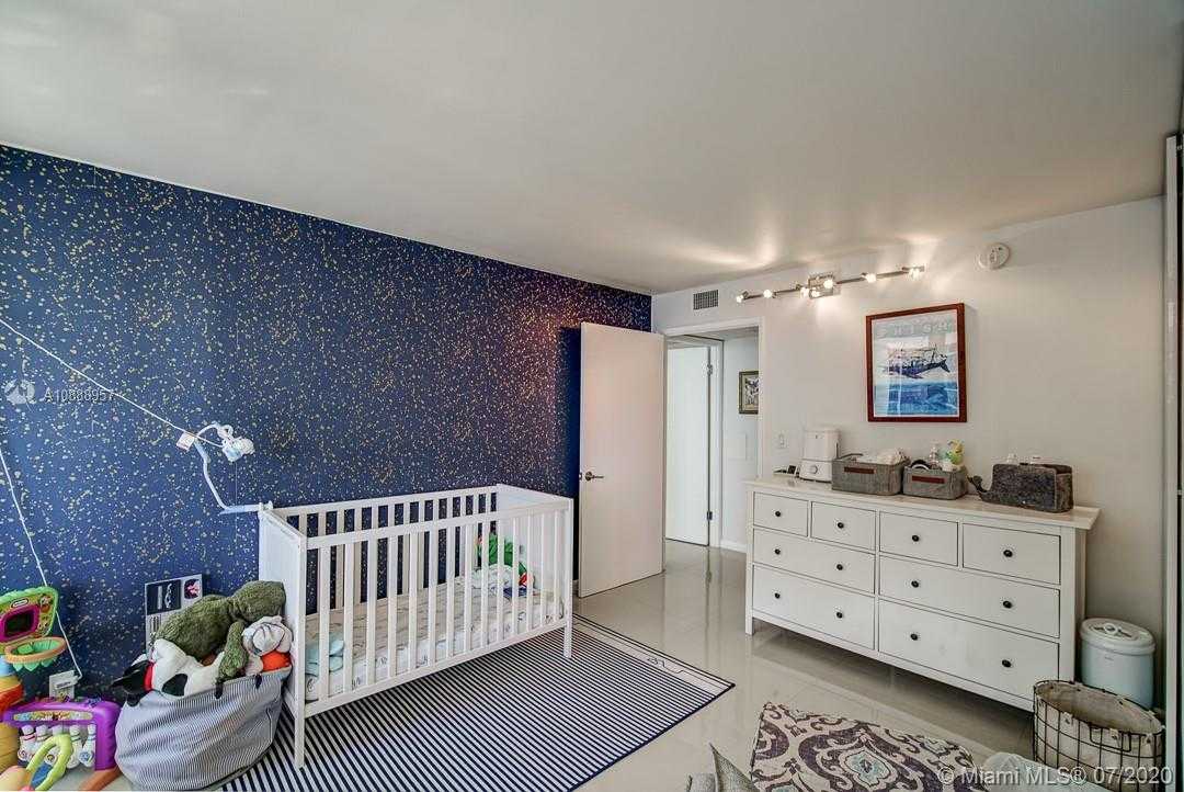 Small Image of 1901 BRICKELL AVE #B901, Miami Number 15