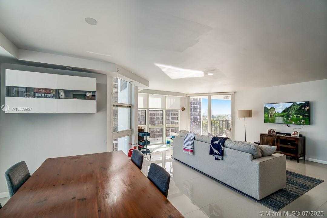 Small Image of 1901 BRICKELL AVE #B901, Miami Number 8