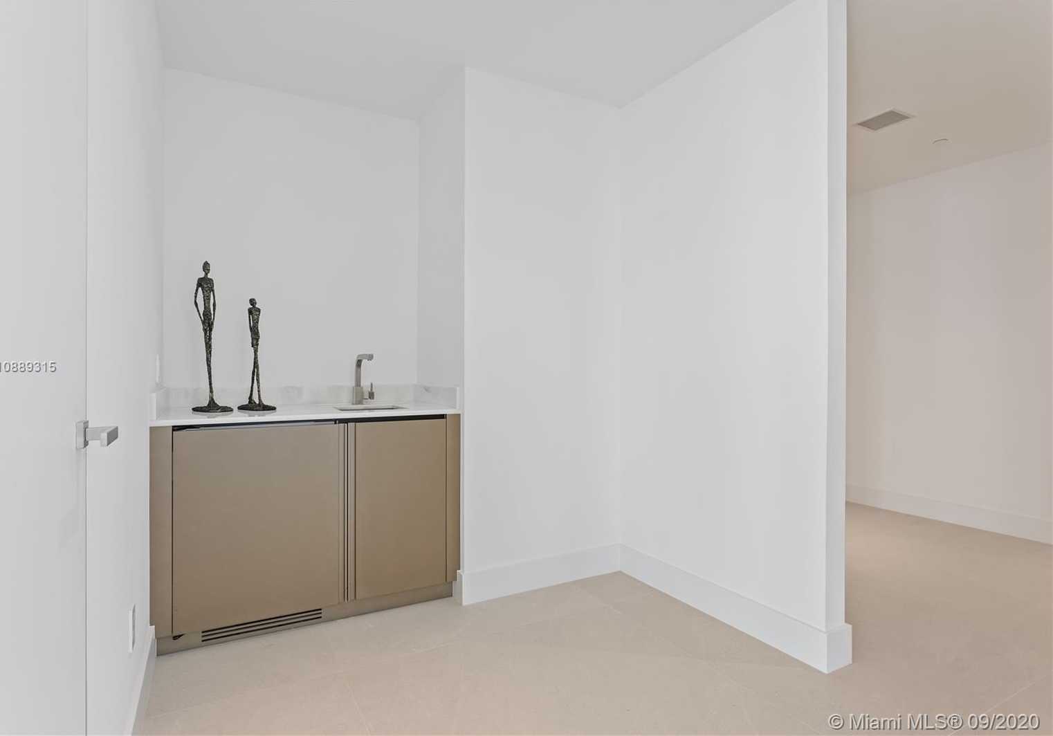 Small Image of 18975 COLLINS AVE #4200, Sunny Isles Beach Number 18