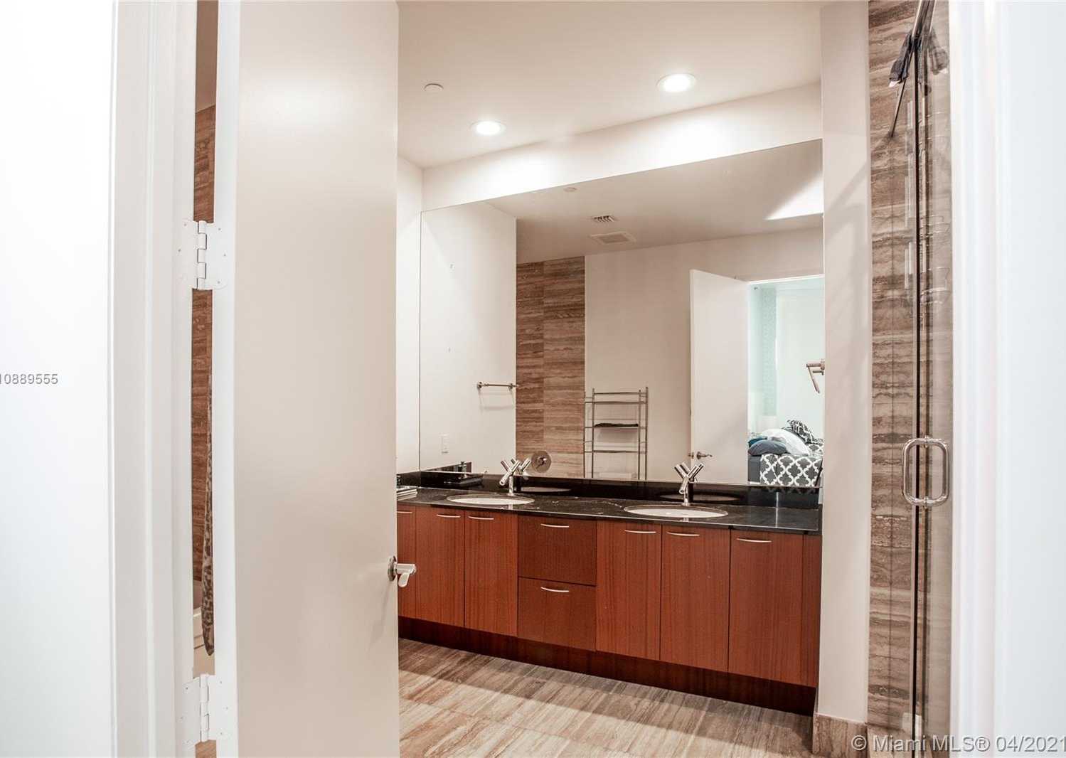 Small Image of 15901 COLLINS AVE #3405, Sunny Isles Beach Number 5