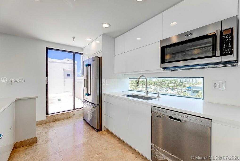 Small Image of 425 POINCIANA ISLAND DRIVE #1444, Sunny Isles Beach Number 3
