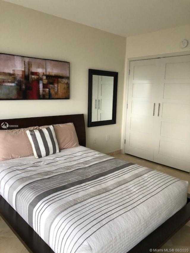 Small Image of 18671 COLLINS AVE #1201, Sunny Isles Beach Number 37
