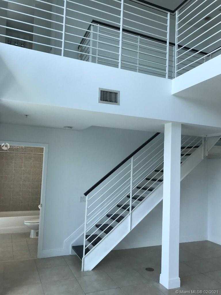 Small Image of 60 SOUTH WEST 13TH ST #3219, Miami Number 16