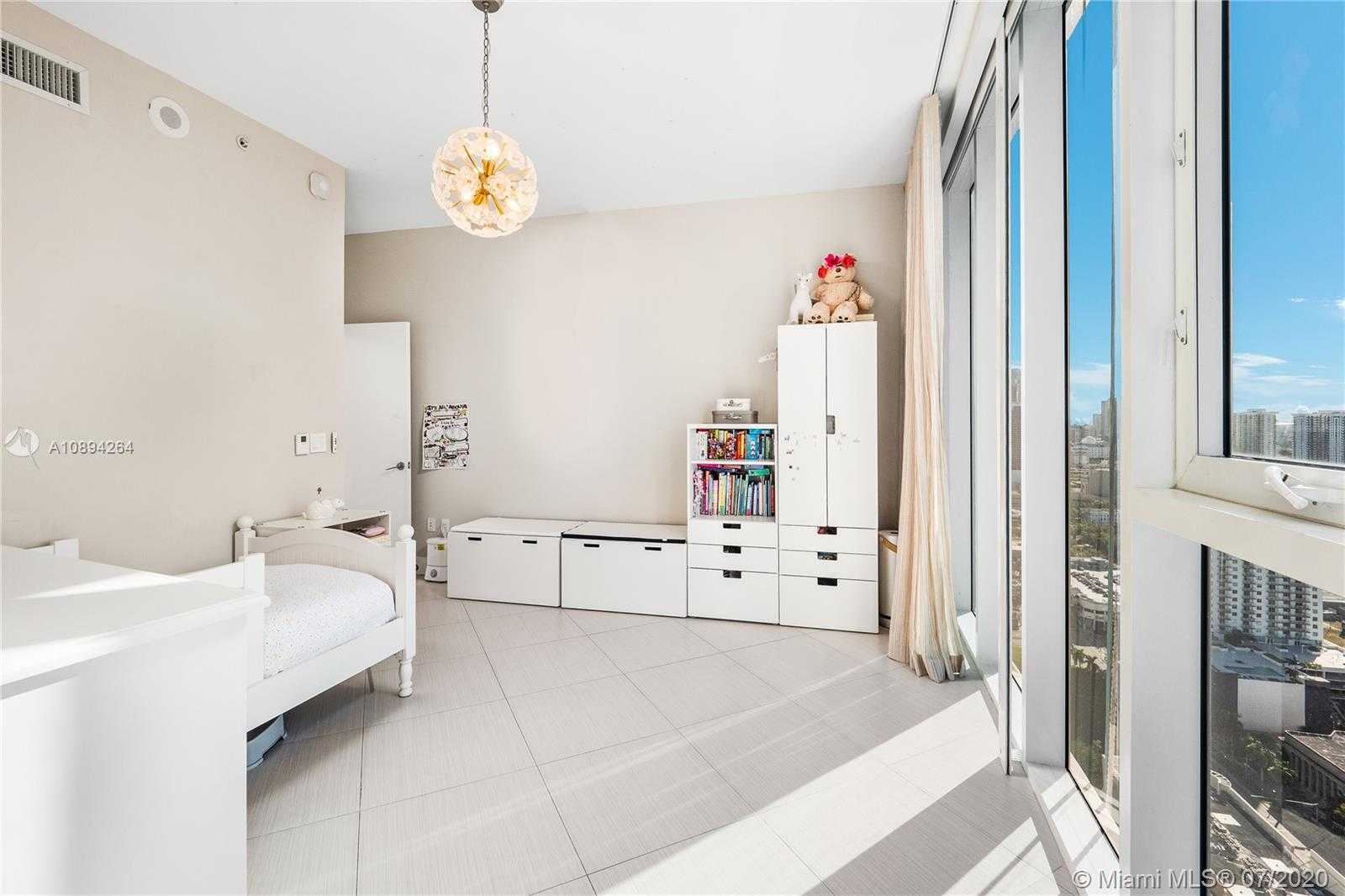 Small Image of 2020 NORTH BAYSHORE DR #3410, Miami Number 27