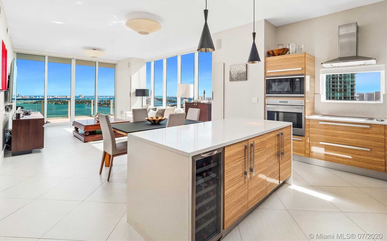 Small Image of 2020 NORTH BAYSHORE DR #3410, Miami Number 4