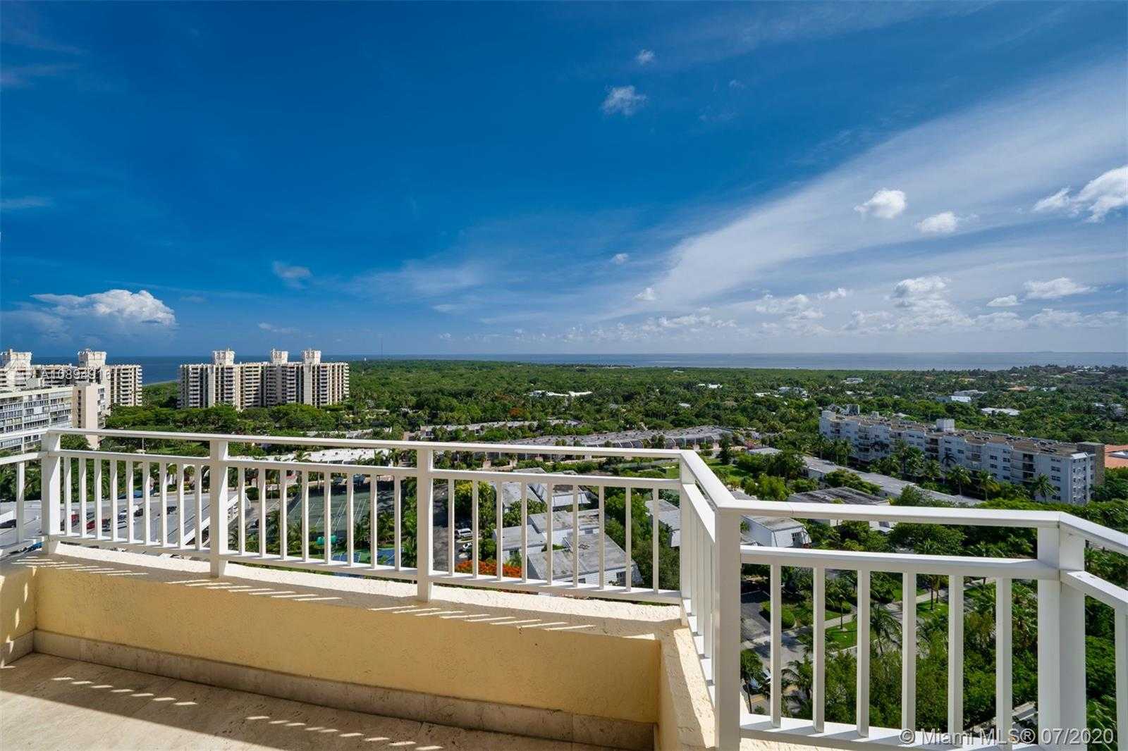 Small Image of 799 CRANDON BL #PH-8, Key Biscayne Number 8