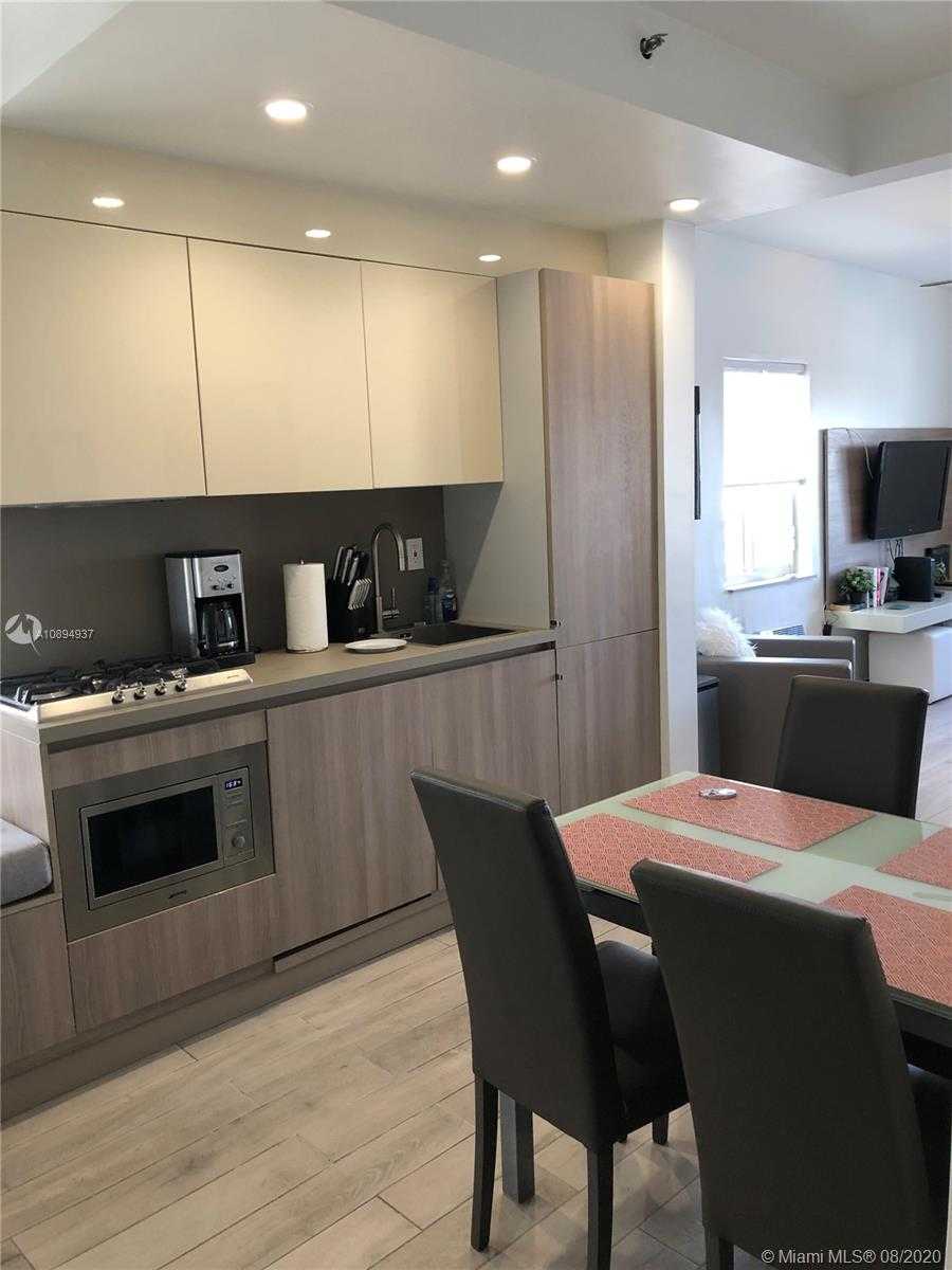 Small Image of 335 OCEAN DR #132, Miami Beach Number 14