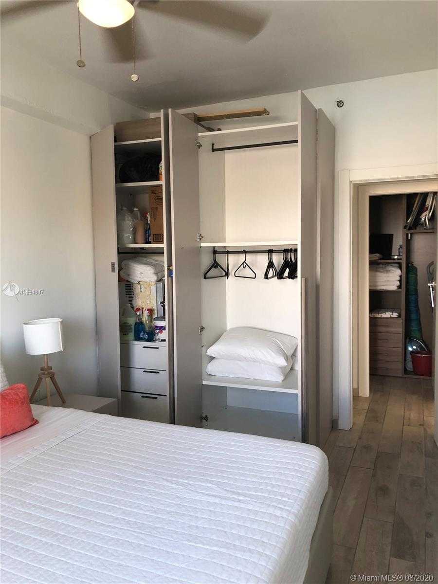 Small Image of 335 OCEAN DR #132, Miami Beach Number 15