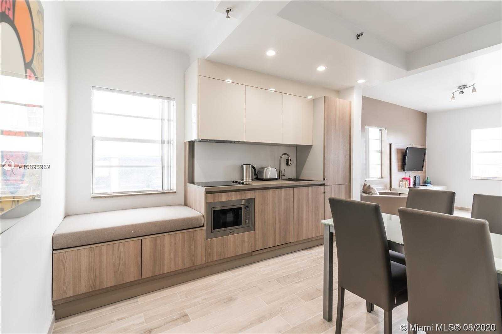 Small Image of 335 OCEAN DR #132, Miami Beach Number 2