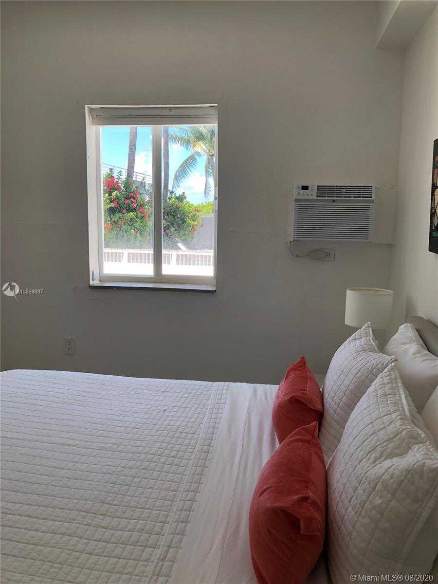 Small Image of 335 OCEAN DR #132, Miami Beach Number 22