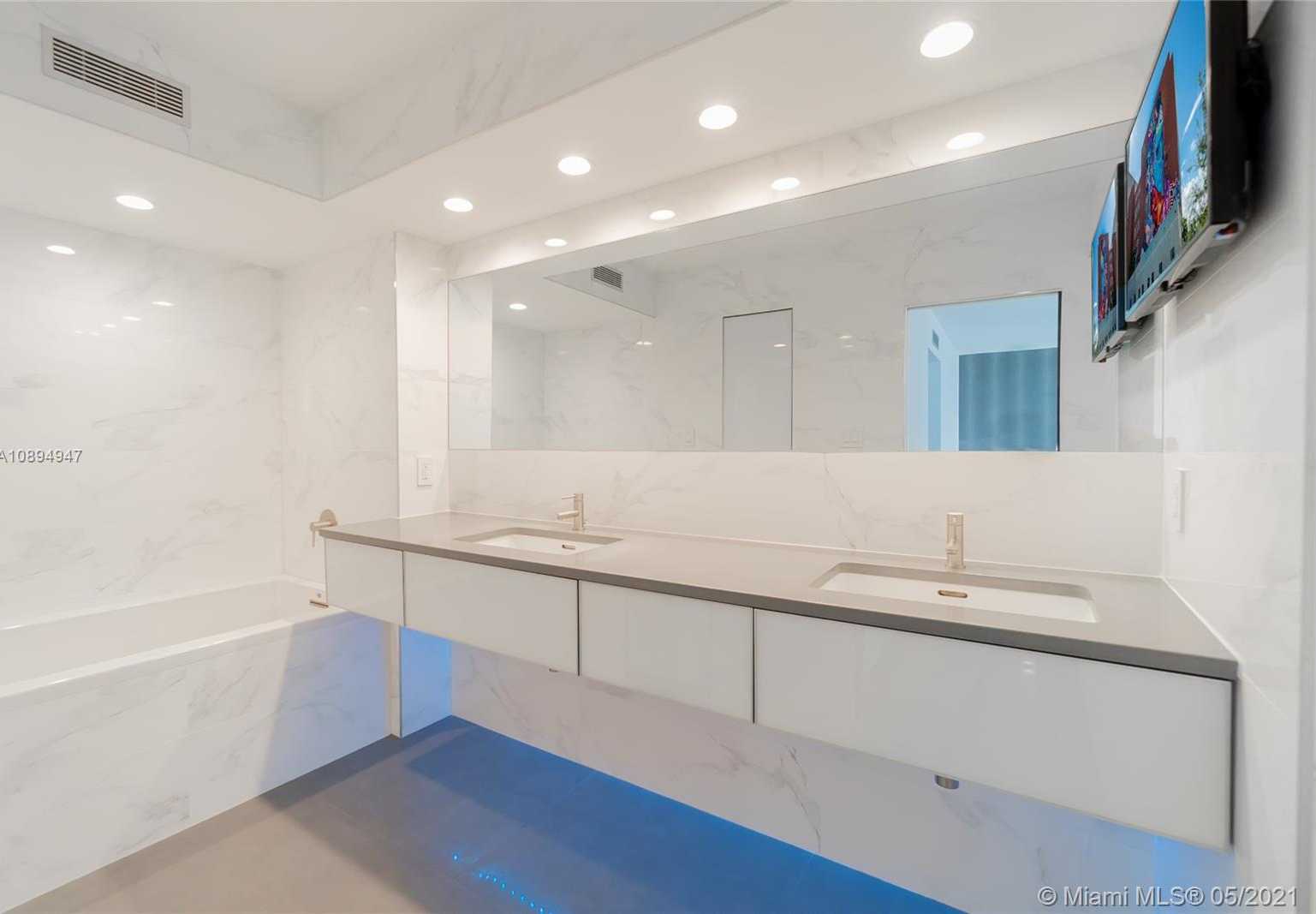 Small Image of 5380 NORTH OCEAN DR #14D, Singer Island Number 22
